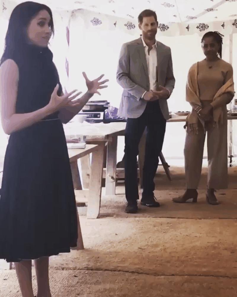 Xuất hiện cùng mẹ đẻ, Meghan Markle vẫn rất chỉn chu, thanh lịch nhưng vòng 2 của cô mới là điểm công chúng chú ý hơn cả-4