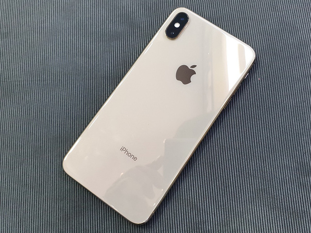 iPhone XS Max xách tay về Việt Nam trước thời điểm lên kệ, bán giá 79 triệu đồng-4