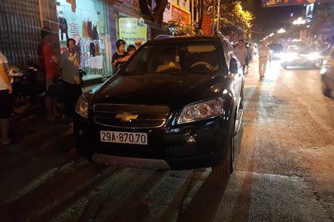 Danh tính 3 đối tượng đi ô tô, táo tợn dùng vũ khí cướp tiệm vàng ở TP Sơn La-3