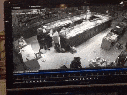 Vụ cướp tiệm vàng ở Sơn La: Các đối tượng đã theo dõi địa bàn từ 3 ngày trước-4