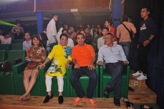 Quyền Linh giản dị mang dép tổ ong tới dự lễ giỗ Tổ nghề-11