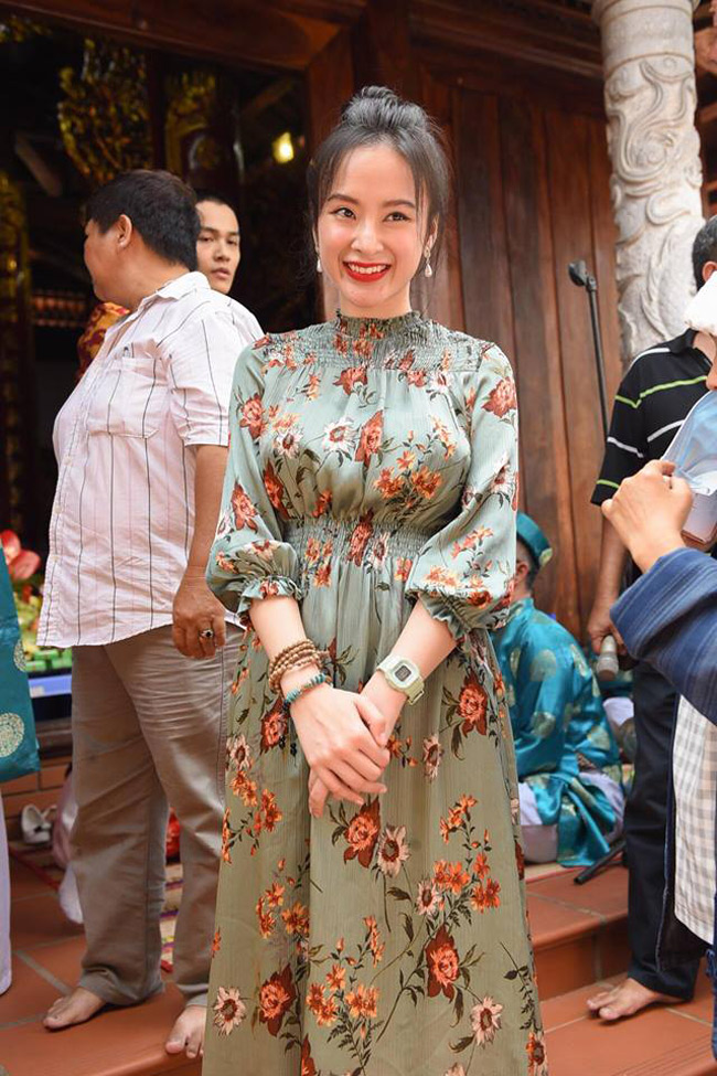 Hoài Linh chân trần, dầm mưa chống dột cho nhà thờ Tổ nghề trăm tỷ-18