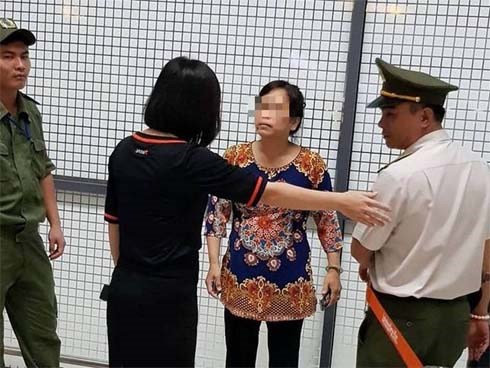 Vì 500 ngàn, nữ hành khách lăng mạ nhân viên hàng không ầm ĩ Nội Bài
