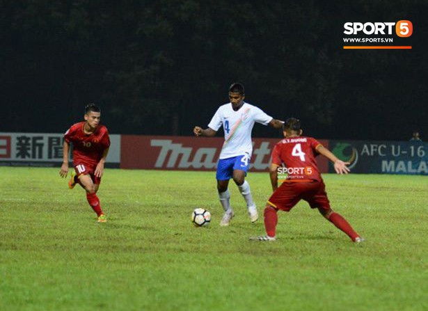 ĐT Việt Nam lâm vào thế khó sau thất bại trước Ấn Độ ở trận ra quân U16 châu Á-3