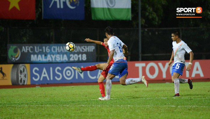 ĐT Việt Nam lâm vào thế khó sau thất bại trước Ấn Độ ở trận ra quân U16 châu Á-8