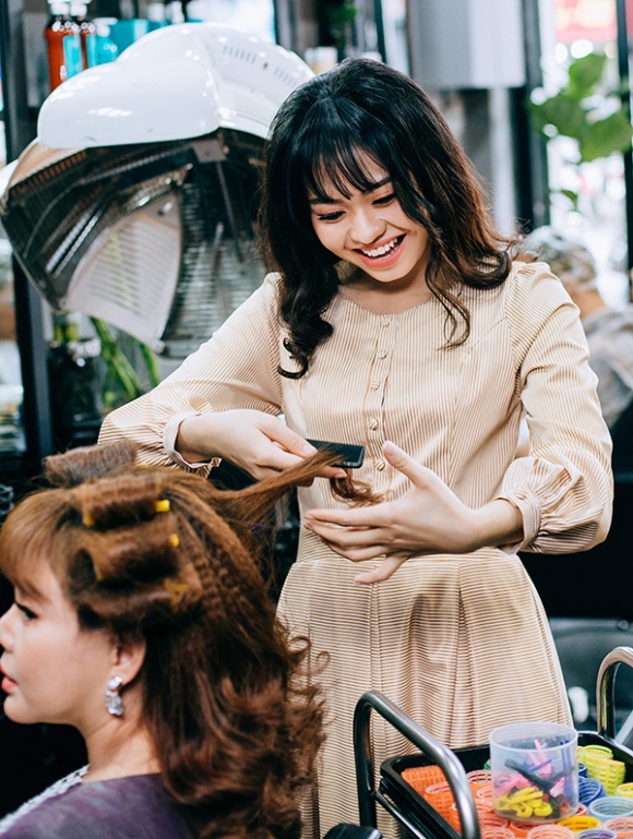 Mẹ con Lê Giang - Lê Lộc chân chất đôn hậu trong những khoảnh khắc đời thường-12