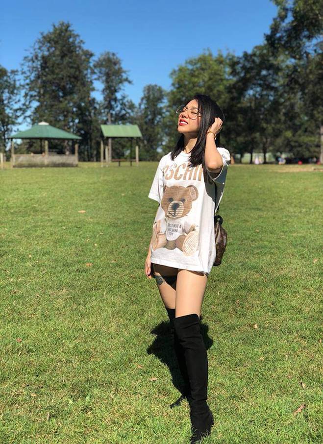 MC nóng bỏng bậc nhất VTV tiết lộ từng bị cắt sóng vì diện váy ngắn-11