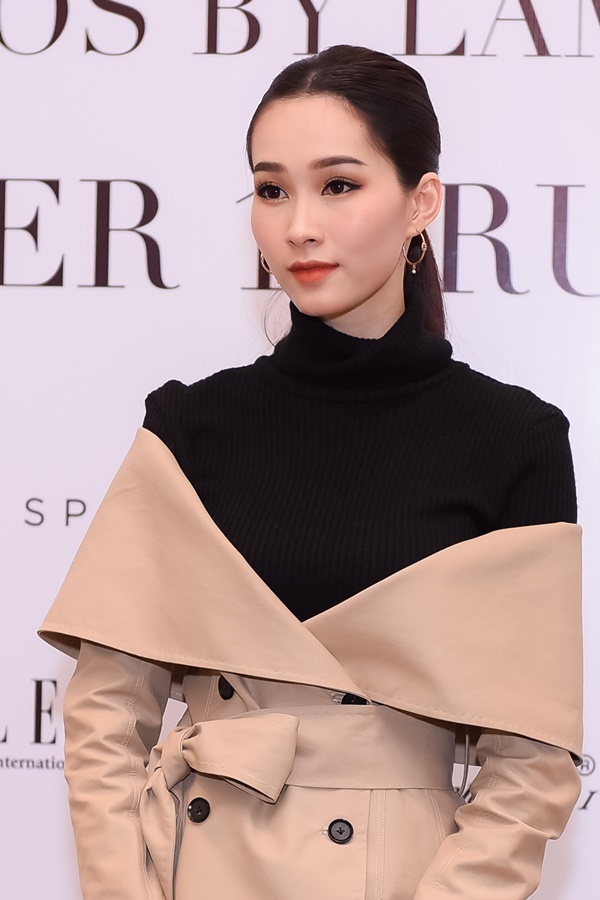 Nhan sắc cặp đại mỹ nhân Đặng Thu Thảo - Tăng Thanh Hà bất phân thắng bại khi lỡ đụng độ-3