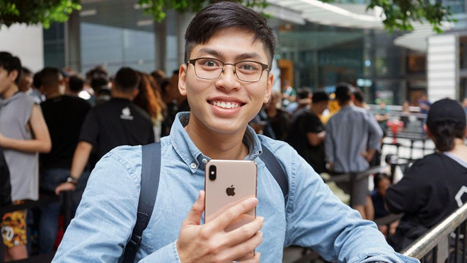 Báo quốc tế ngạc nhiên khi người Việt xếp hàng thâu đêm chờ iPhone XS-3