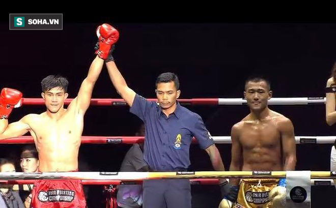 Độc cô cầu bại” Việt Nam trút liên hoàn đòn khiến võ sĩ Trung Quốc tím đen mạng sườn-1