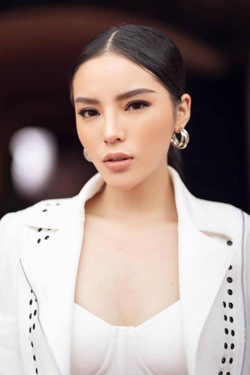 Dù xinh đẹp, những mỹ nhân này đều trở thành thảm hoạ bởi một lỗi trang điểm sai quá sai!-1