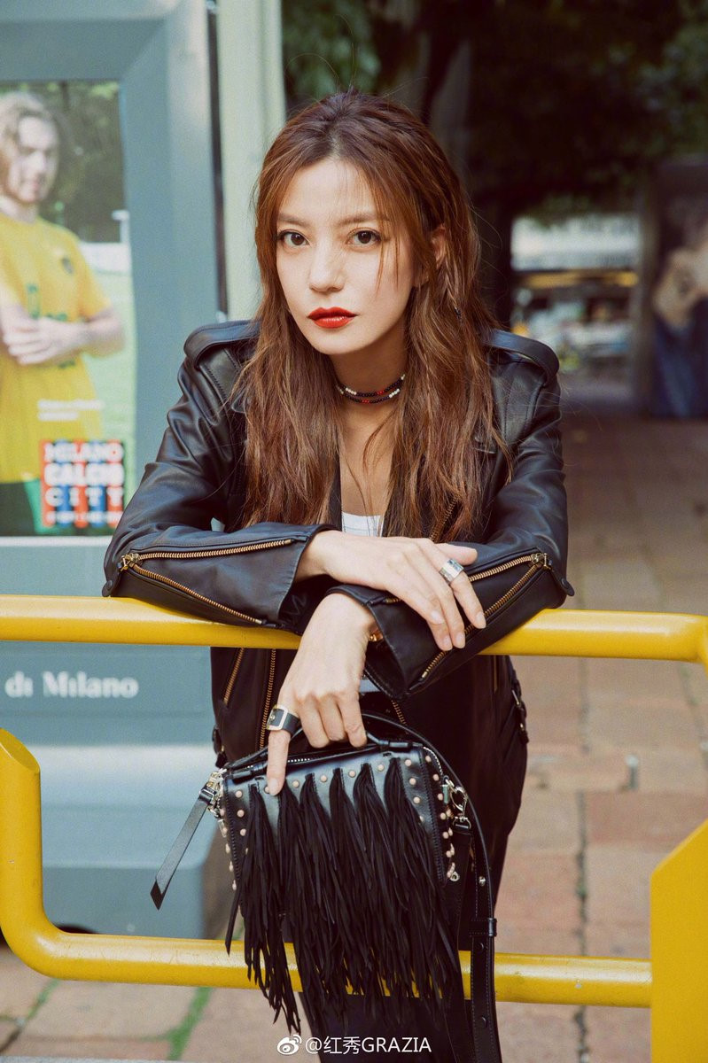 Triệu Vy ở tuổi 42 trẻ đẹp hơn sau khi giảm 15 kg-4