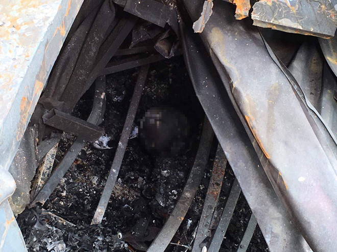 Xử lý sao khi thấy 2 thi thể bị cháy ở khu trọ của ông Hiệp Khùng?-2