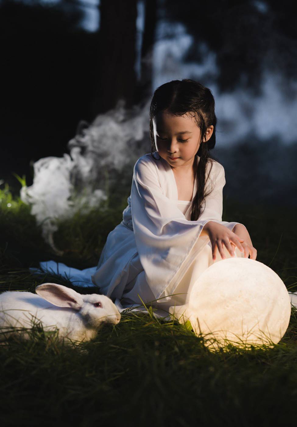 Trung thu, ngắm chị Hằng Nga phiên bản nhí đẹp như thần tiên giáng trần-12