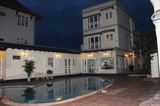 Bên trong những căn biệt thự triệu đô của sao Vbiz: Người dát vàng như cung điện, người tỷ mỉ bày trí từng món đồ kỳ công bắt mắt!-7