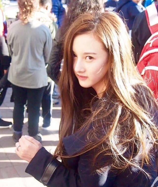 Tiểu Na Tra xinh nhất màn ảnh: Gia thế khủng, lớn lên đẹp hơn cả Trương Bá Chi-7