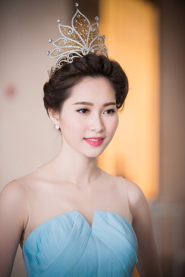 Cận cảnh mặt mộc của dàn Hoa hậu Việt Nam từ 2006 đến nay-7