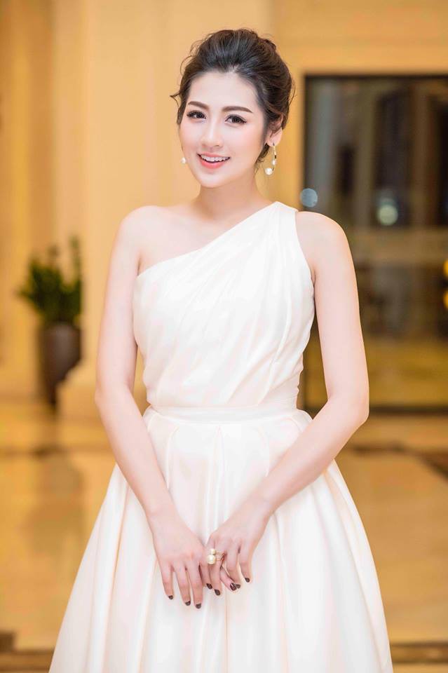 Không nghi ngờ gì nữa, đây chính là 3 trường Đại học có nhiều người đẹp, Á hậu, Hoa hậu nhất Việt Nam-16