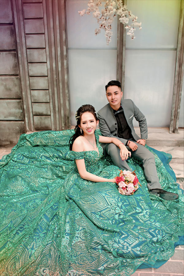 Ảnh cưới cặp đôi cô dâu là nam, chú rể là nữ: Khó nhận ra chưa phẫu thuật chuyển giới-10