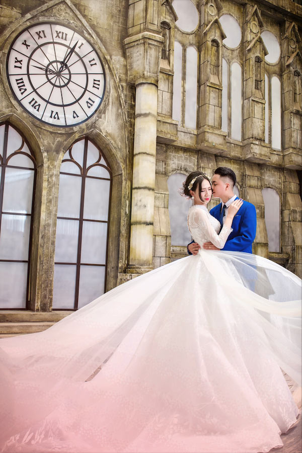 Ảnh cưới cặp đôi cô dâu là nam, chú rể là nữ: Khó nhận ra chưa phẫu thuật chuyển giới-5