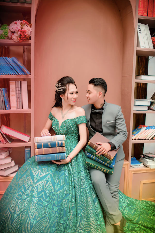 Ảnh cưới cặp đôi cô dâu là nam, chú rể là nữ: Khó nhận ra chưa phẫu thuật chuyển giới-9