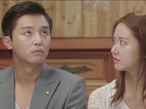 Bị hỏi khó chuyện mua nhà trong bữa cơm ra mắt, chàng trai trả lời một câu khiến bố vợ tương lai không thốt nên lời