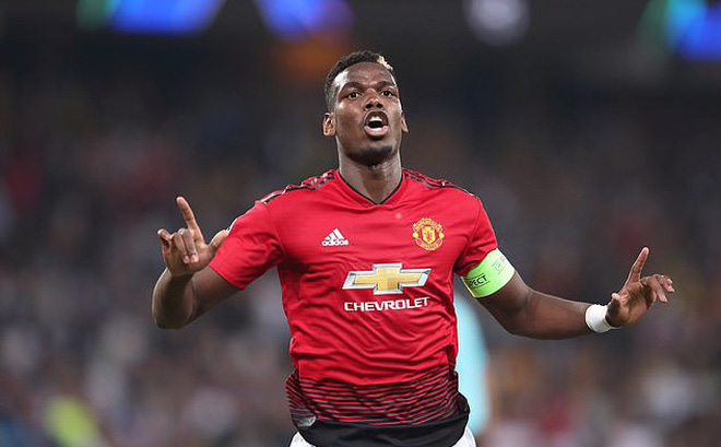 Man Utd sảy chân, Pogba lại công khai gây chiến với Mourinho-1