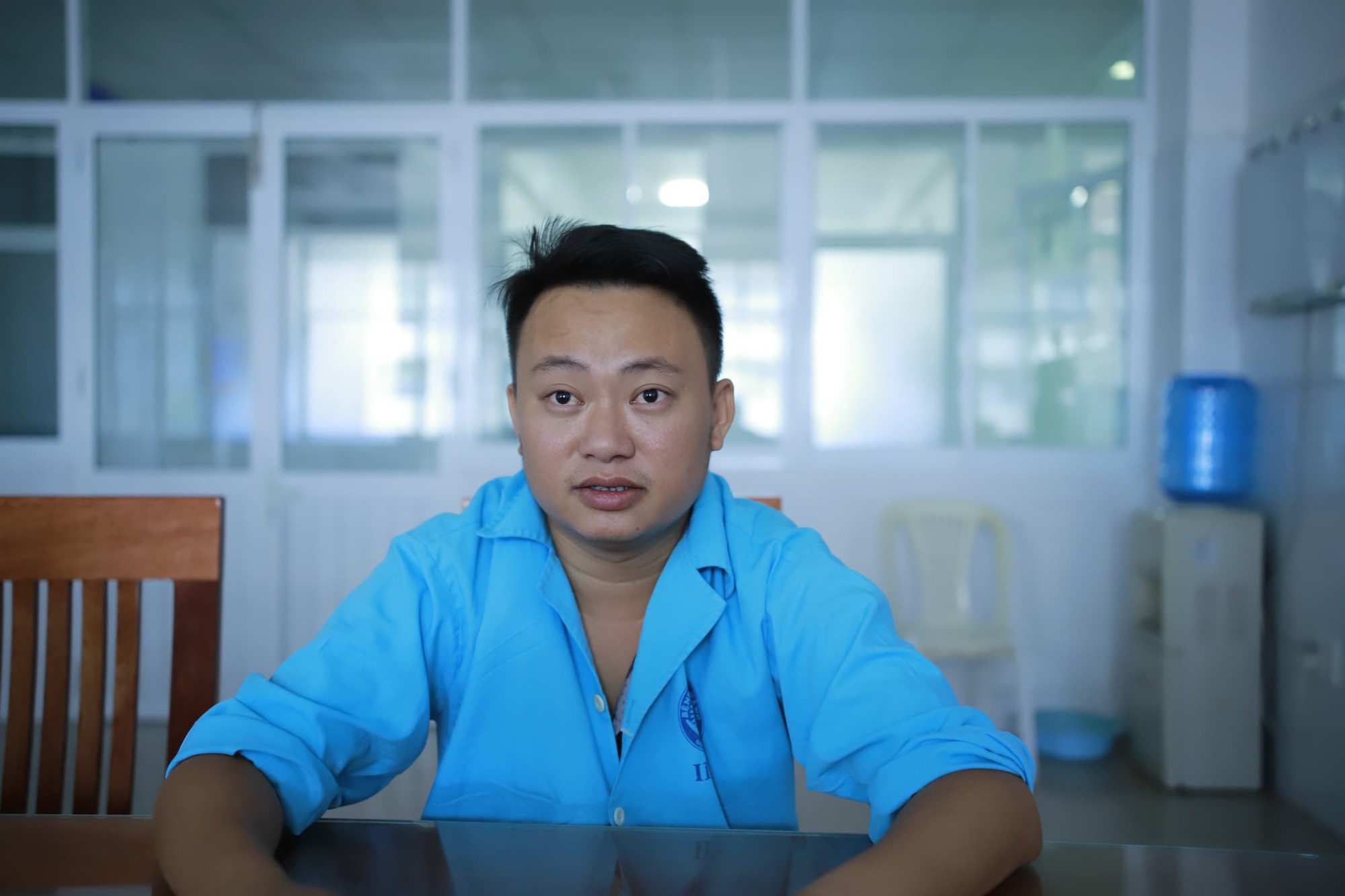 Người chồng có vợ và con tử vong khi du lịch Đà Nẵng: Khi tỉnh dậy quá sốc, tôi từng rút hết ống tiêm để tự sát...-1