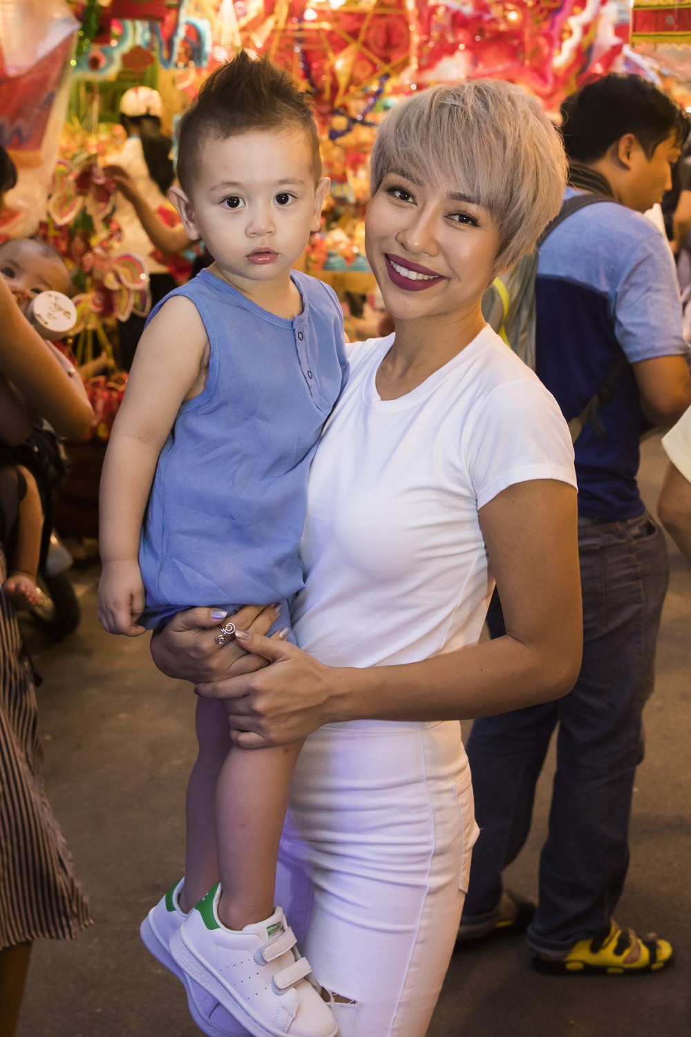 Dàn nhóc tỳ nhà sao Việt hào hứng đón Tết Trung thu 2018-9