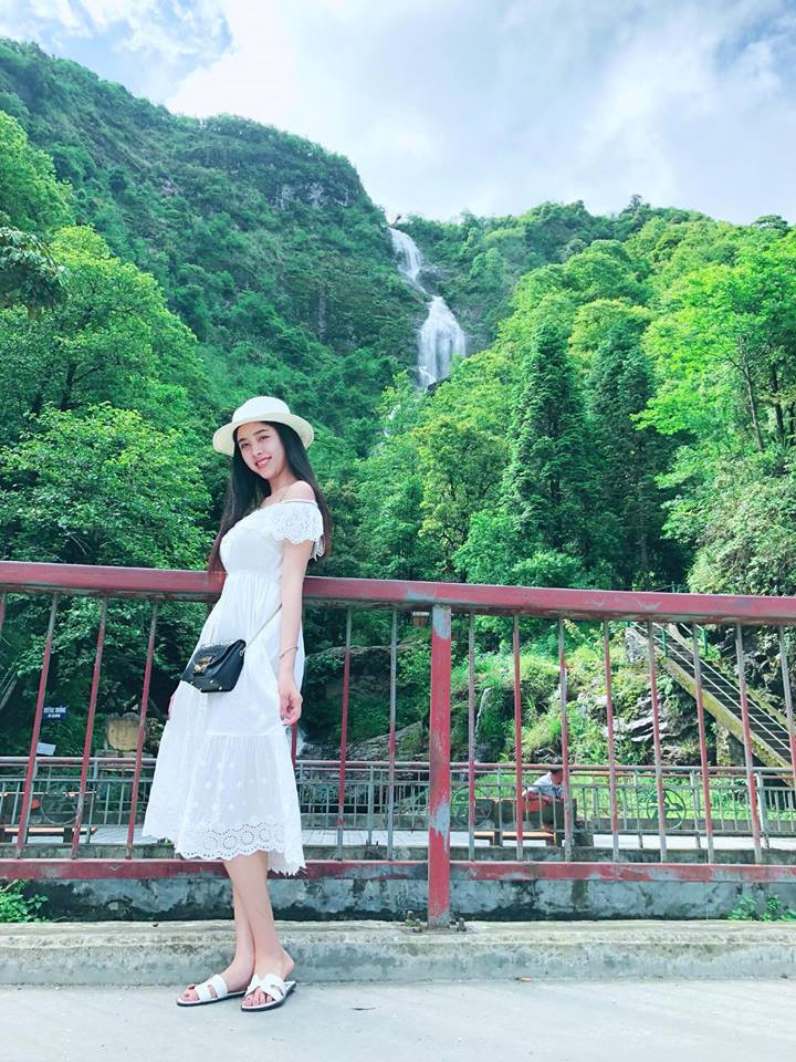 Không chỉ Á hậu 2 Thúy An, ĐH Hutech còn có nhiều nữ sinh nổi tiếng-2