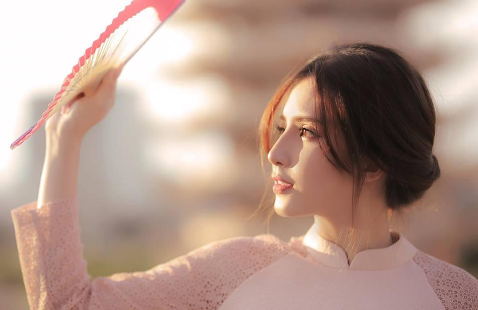 Không chỉ Á hậu 2 Thúy An, ĐH Hutech còn có nhiều nữ sinh nổi tiếng-4