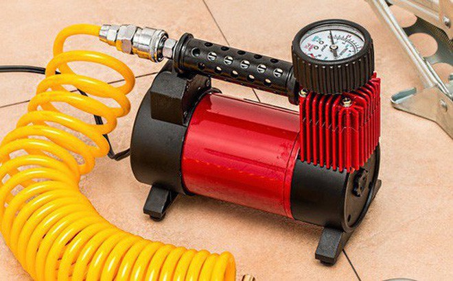 Một công nhân Ấn Độ tử vong vì bị sếp dí máy nén khí vào mông, nhiều trường hợp tương tự từng xảy ra ở Nhật Bản-2