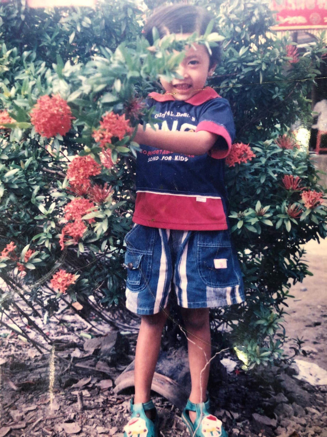 Ảnh thơ ấu của 3 cô gái xinh nhất Hoa Hậu Việt Nam 2018: Đã có người dậy thì thành công đến thế!-4