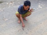 Nguyên nhân bố cứa cổ con gái 10 tuổi ở Phú Thọ: Vì con đòi đi múa Trung thu-3