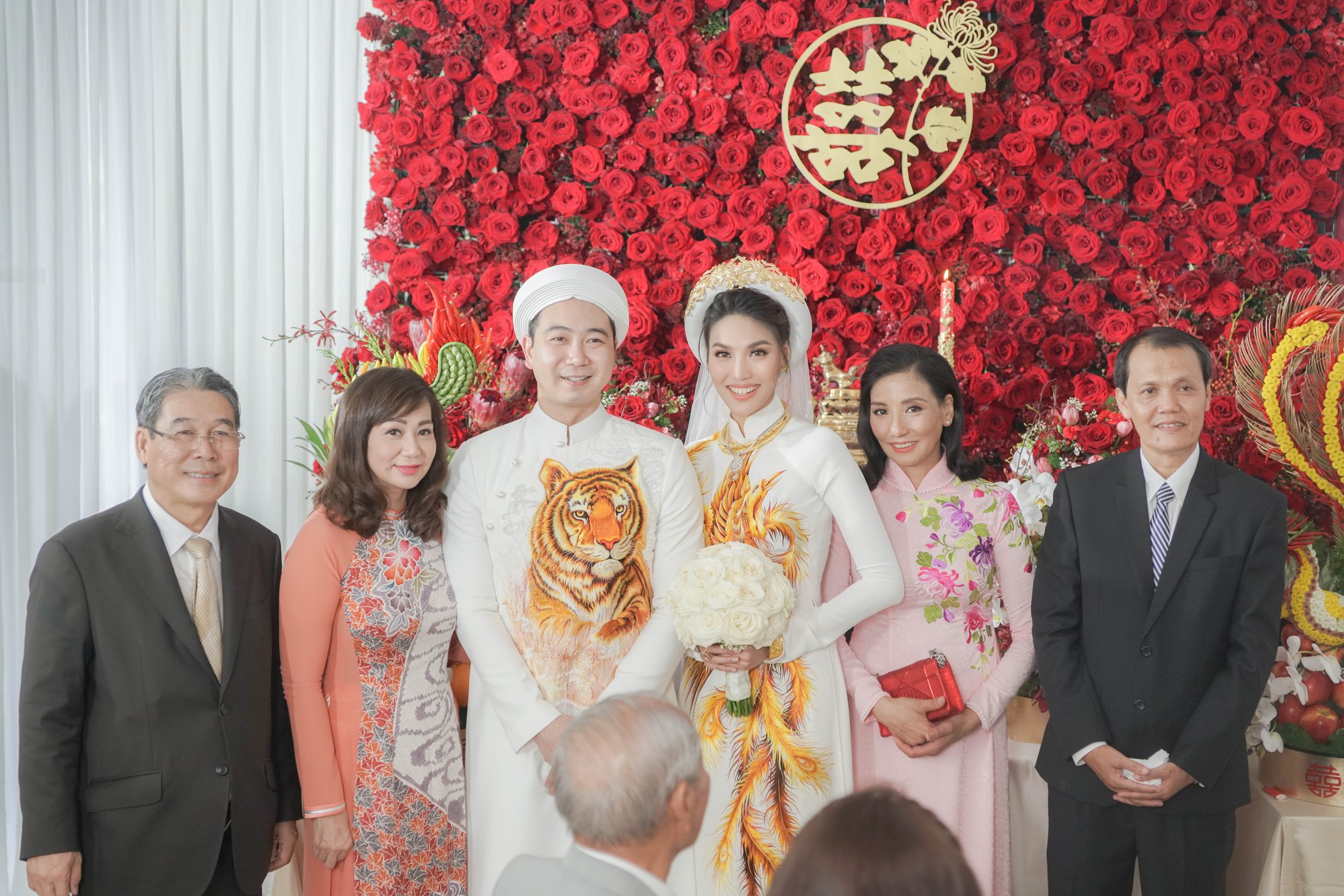 Clip: Hé lộ loạt khoảnh khắc cực đắt giá trong đám hỏi của Lan Khuê và ông xã John Tuấn Nguyễn-4