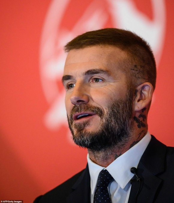 David Beckham khoe diện mạo mới | Tin tức Online