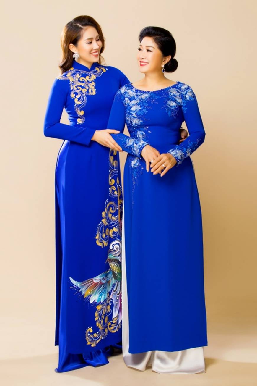 Lê Phương diện áo dài thanh thoát khoe sắc lẫn hương-7