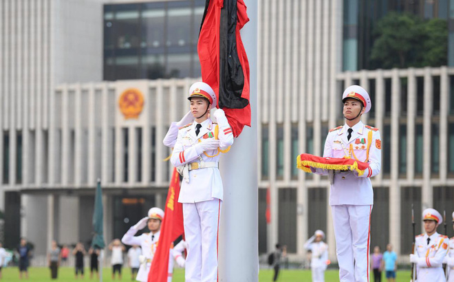 Khắp nơi treo cờ rủ Quốc tang Chủ tịch nước Trần Đại Quang-1