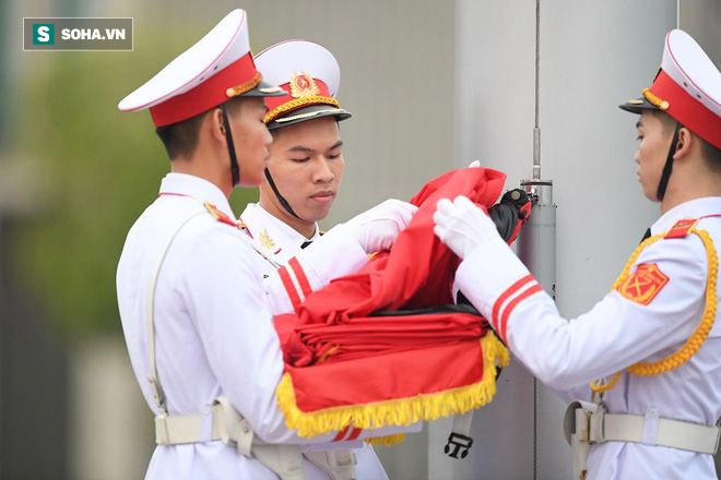 Khắp nơi treo cờ rủ Quốc tang Chủ tịch nước Trần Đại Quang-7