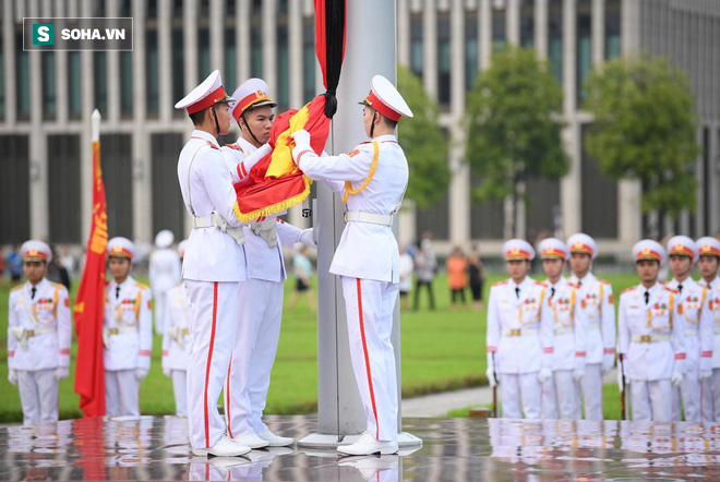 Khắp nơi treo cờ rủ Quốc tang Chủ tịch nước Trần Đại Quang-8