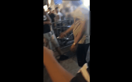 Tiết lộ bất ngờ về chiến sĩ CSCĐ trấn áp đối tượng hung hăng ở phố đi bộ-1