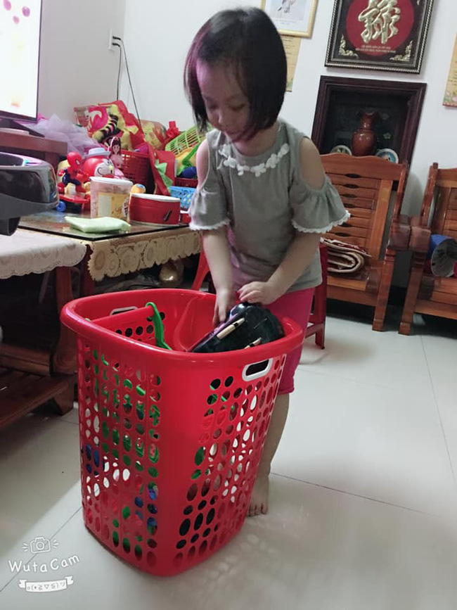 Tự đưa mình vào tình huống bận rộn - chiêu dạy con làm việc nhà đâu ra đấy của mẹ Đà Nẵng-2