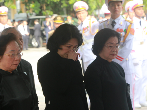 Món quà của Chủ tịch nước và vành khăn trắng ngày Quốc tang-12