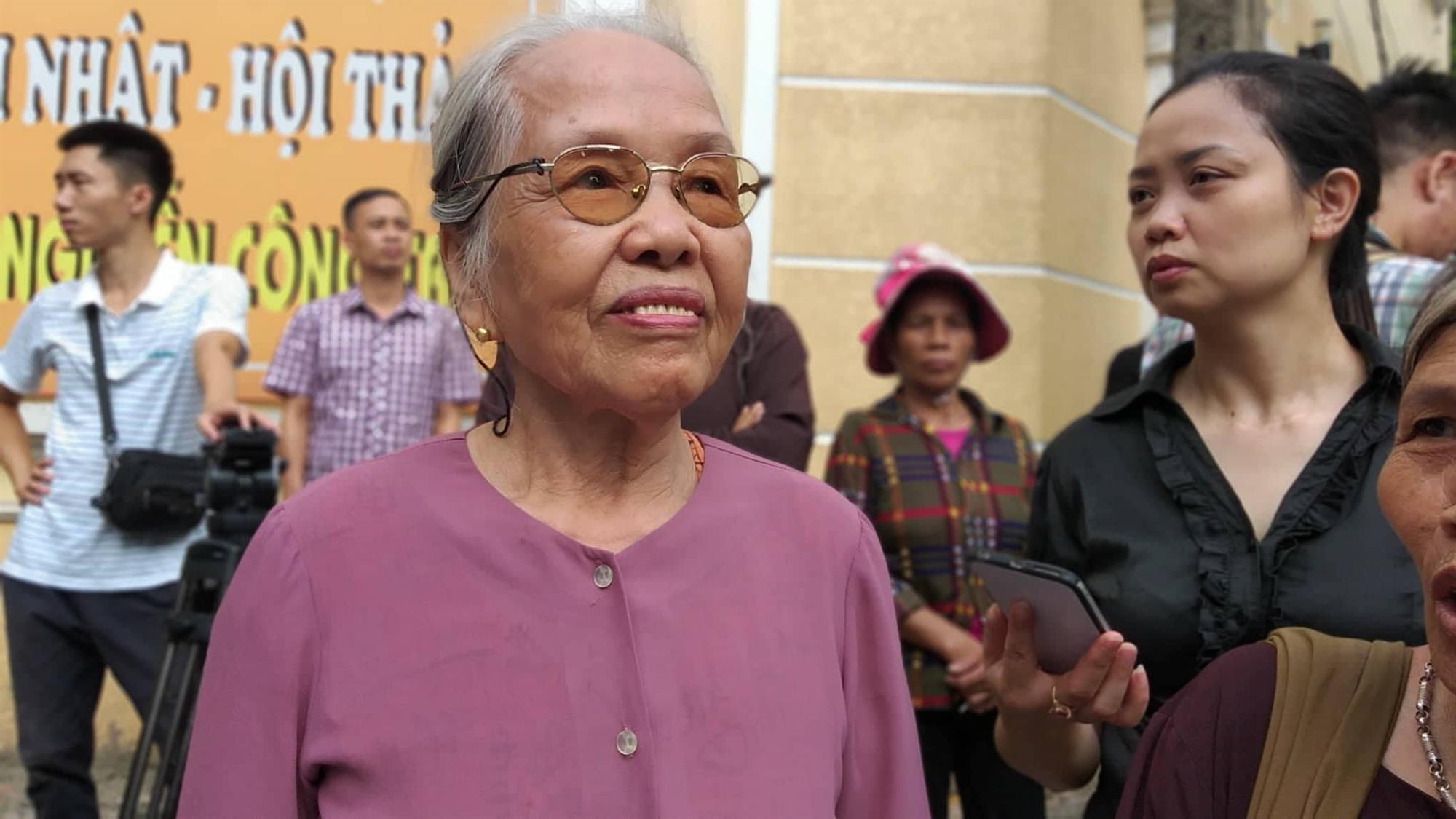 Món quà của Chủ tịch nước và vành khăn trắng ngày Quốc tang-4