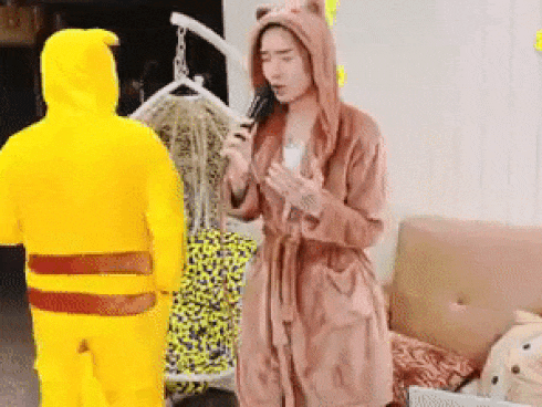 Chẳng những gây thù chuốc oán với Trấn Thành, BB Trần còn sỉ nhục cơ thể phì nhiêu của đàn anh-1