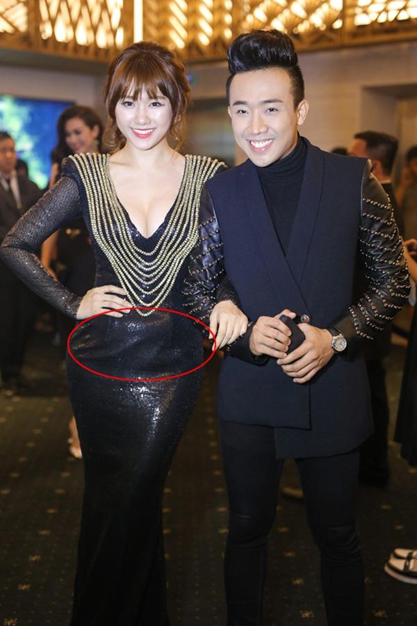 Hàng loạt sao Việt vướng phải tin đồn mang bầu, nguyên nhân cũng chỉ do váy áo phản chủ-14