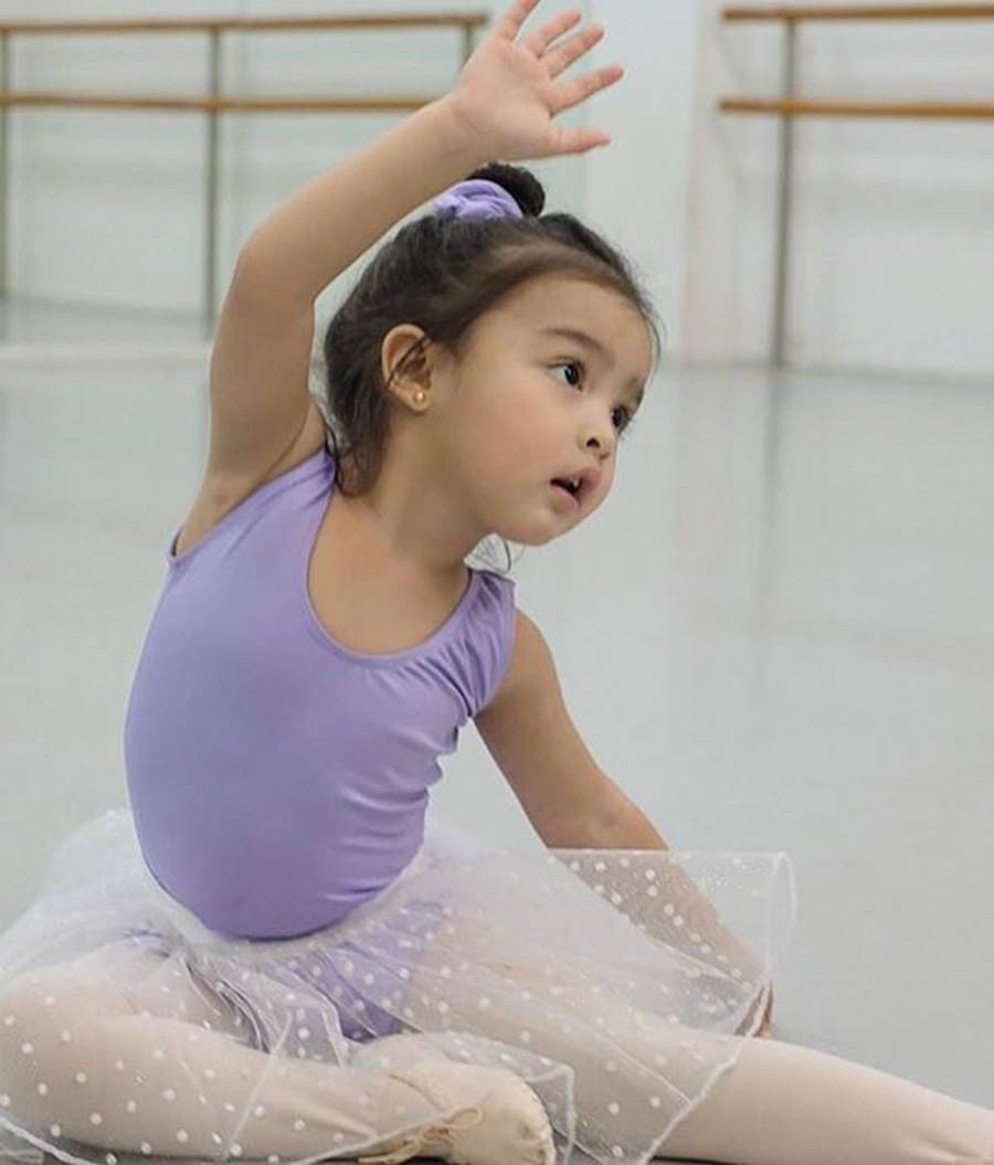 Con gái mỹ nhân đẹp nhất Philippines lớn phổng phao, xinh đẹp y chang mẹ-10