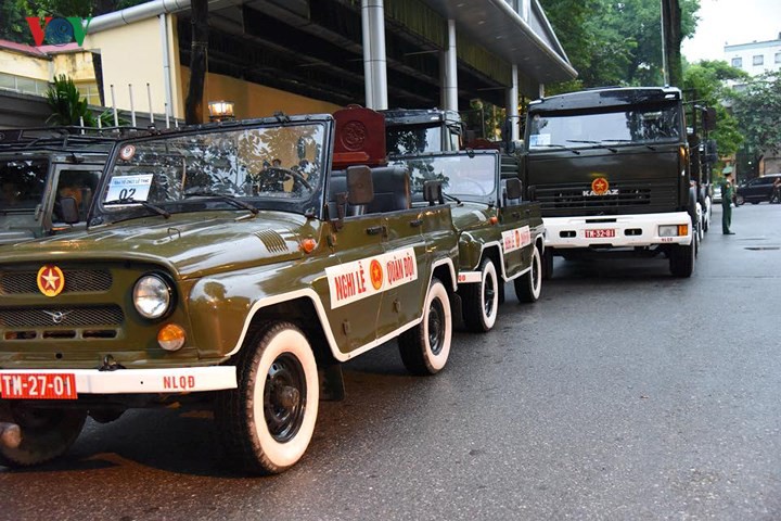 Hình ảnh cỗ linh xa đưa linh cữu Chủ tịch nước Trần Đại Quang về đất Mẹ-9