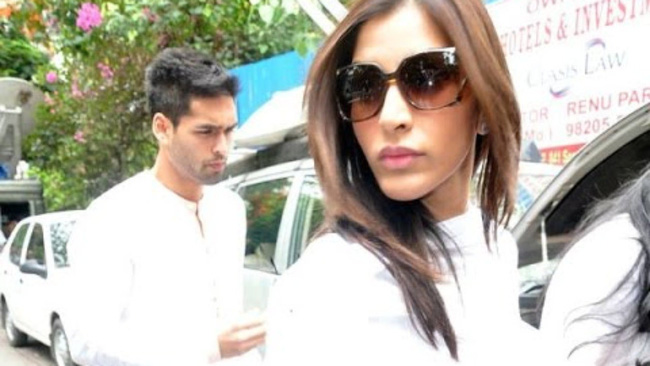 Các thiếu gia con tỷ phú sở hữu toàn thứ đỉnh mà độ sát gái và đường tình thì lắt léo không thể ngờ-3