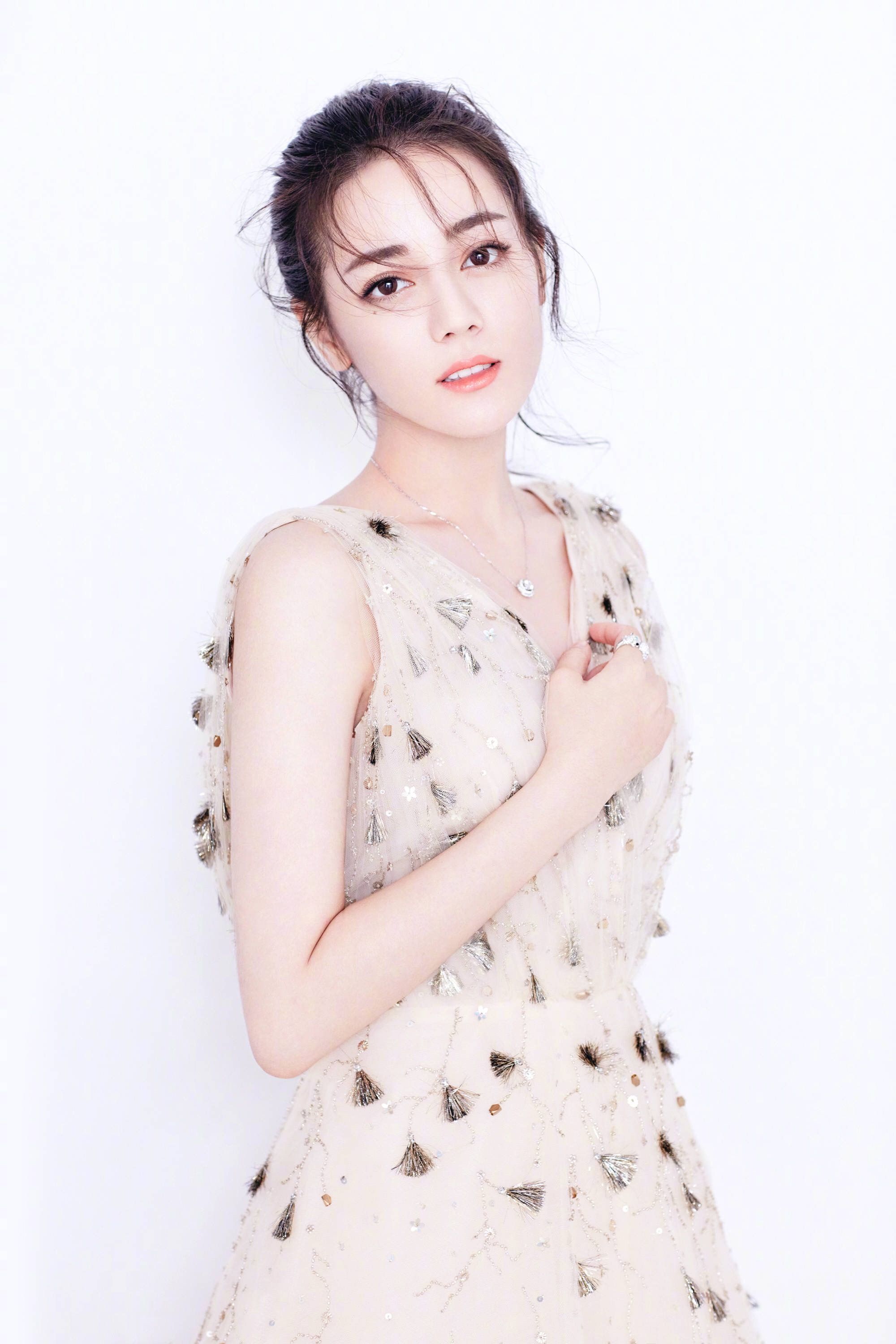 Trời sinh những tướng mũi ẩn chứa vận mệnh giàu sang phú quý, phụ nữ may mắn sở hữu chớ có động chạm dao kéo kẻo hao tổn tài vận-4